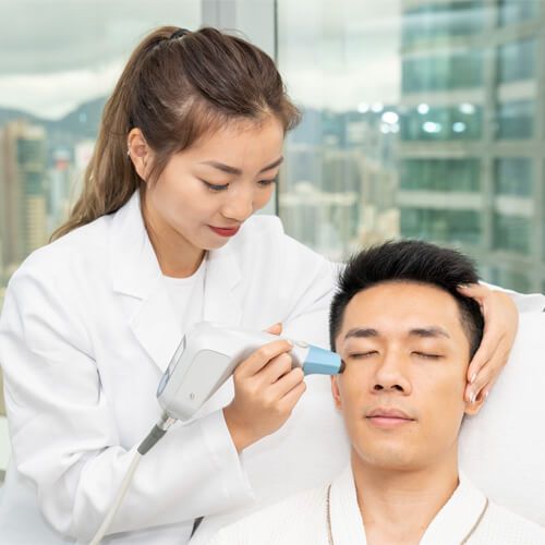 Professional Skin Analysis And R6 Miracle Eye Rescue Treatment